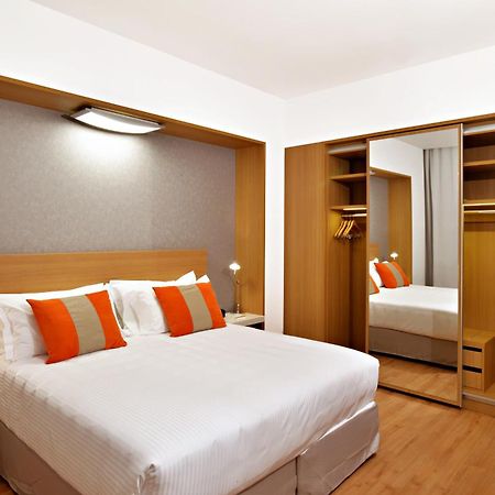 Hilton Garden Inn Milan North Esterno foto