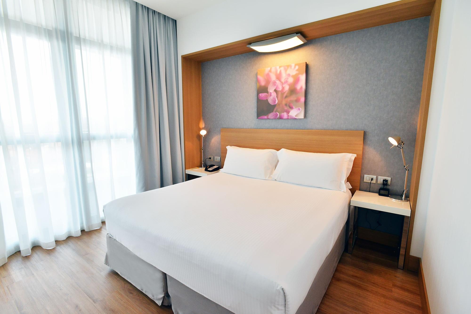 Hilton Garden Inn Milan North Esterno foto
