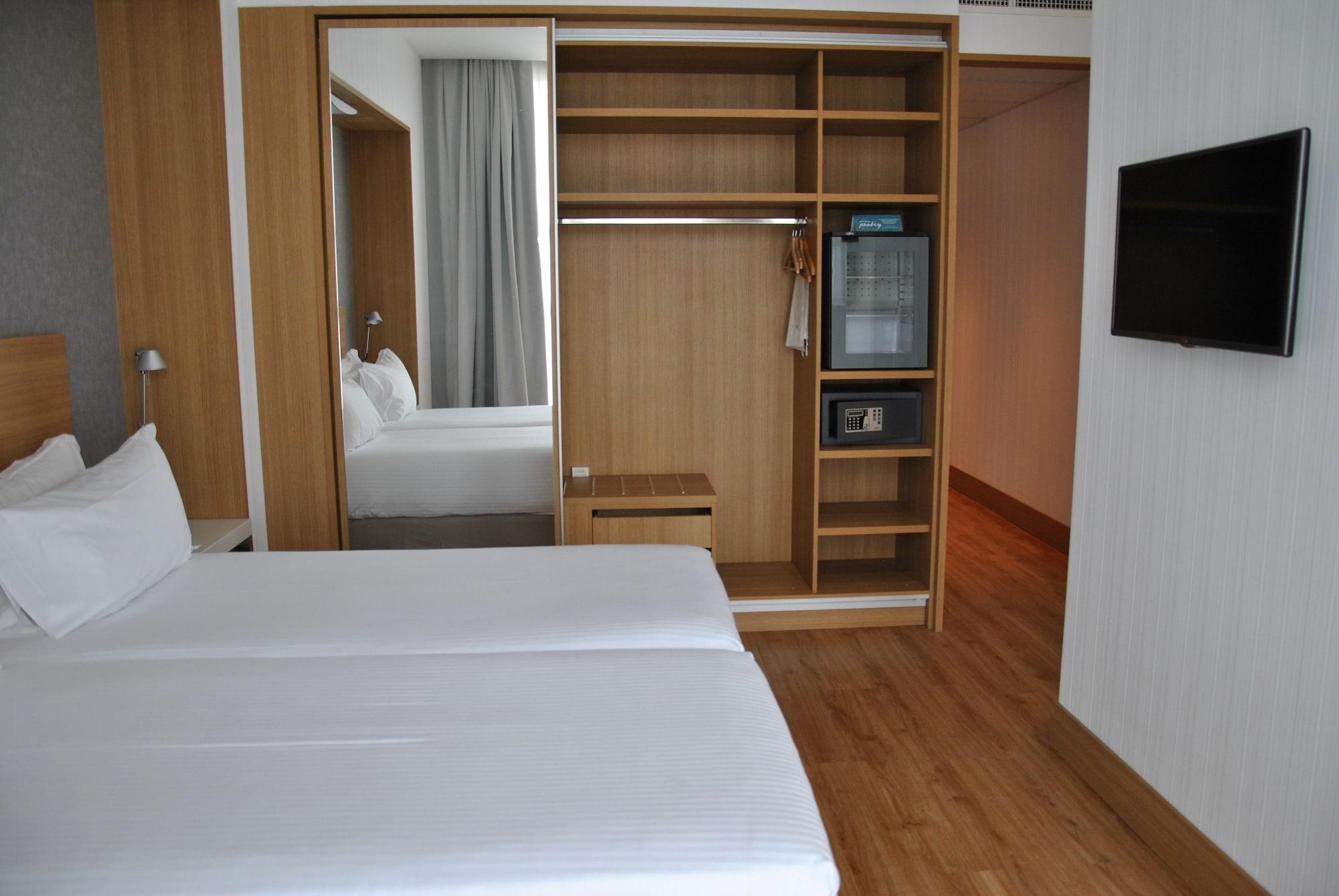 Hilton Garden Inn Milan North Esterno foto