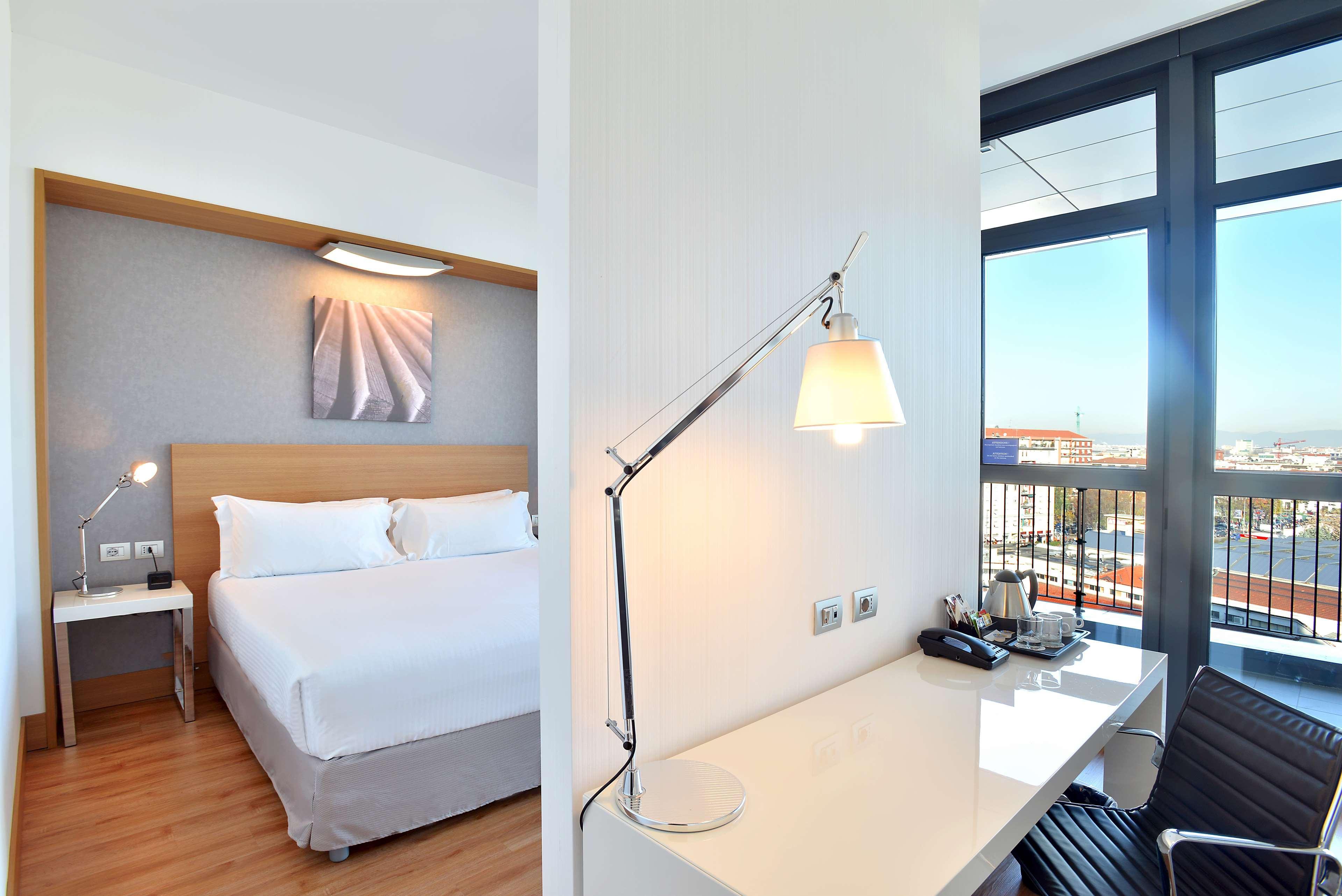 Hilton Garden Inn Milan North Esterno foto