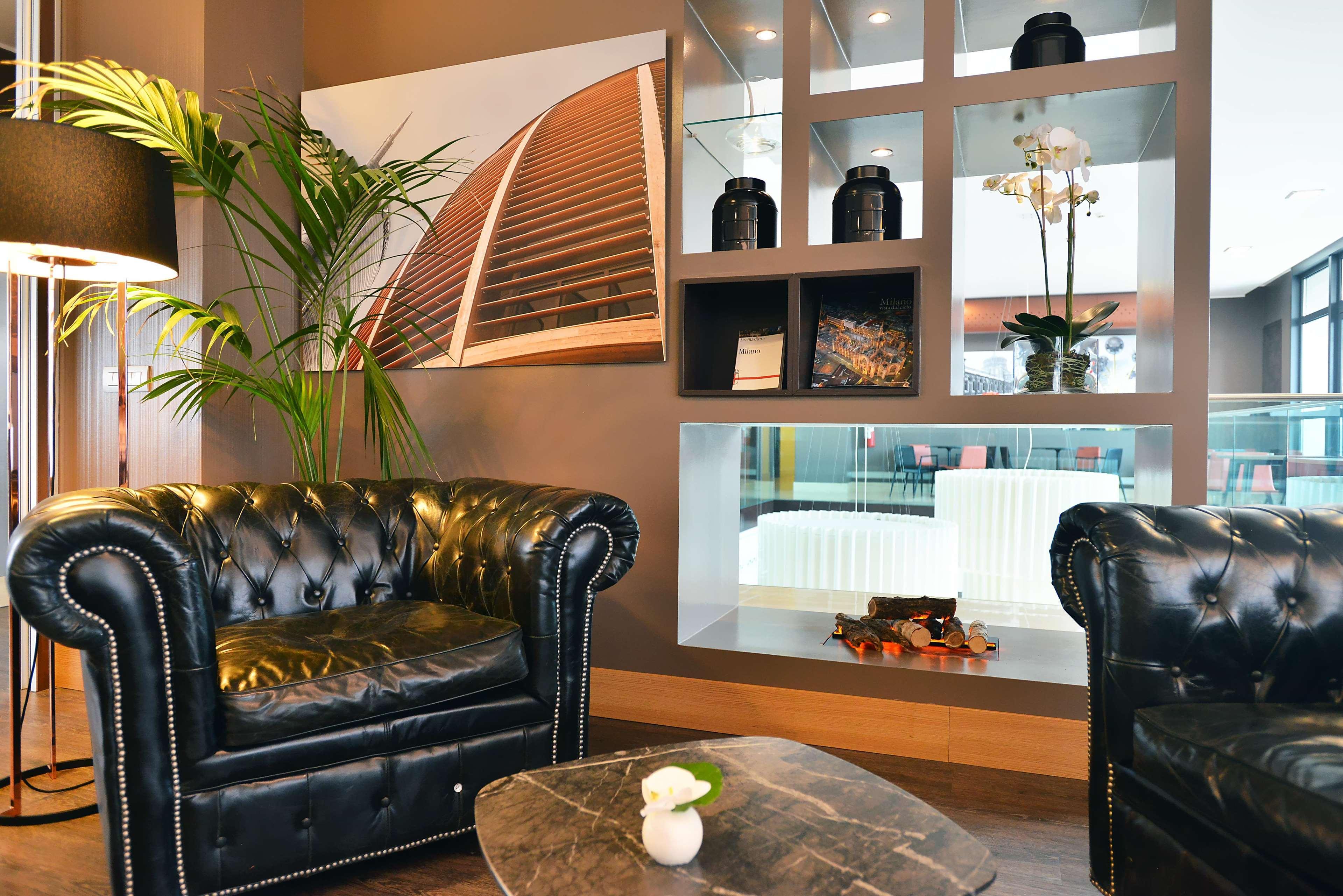 Hilton Garden Inn Milan North Esterno foto