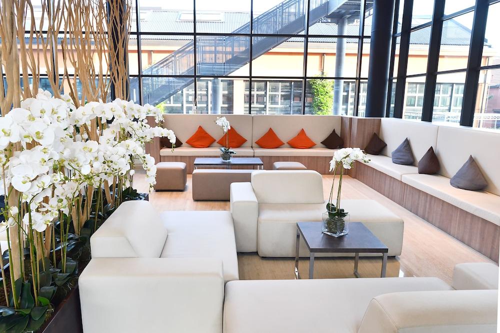 Hilton Garden Inn Milan North Esterno foto