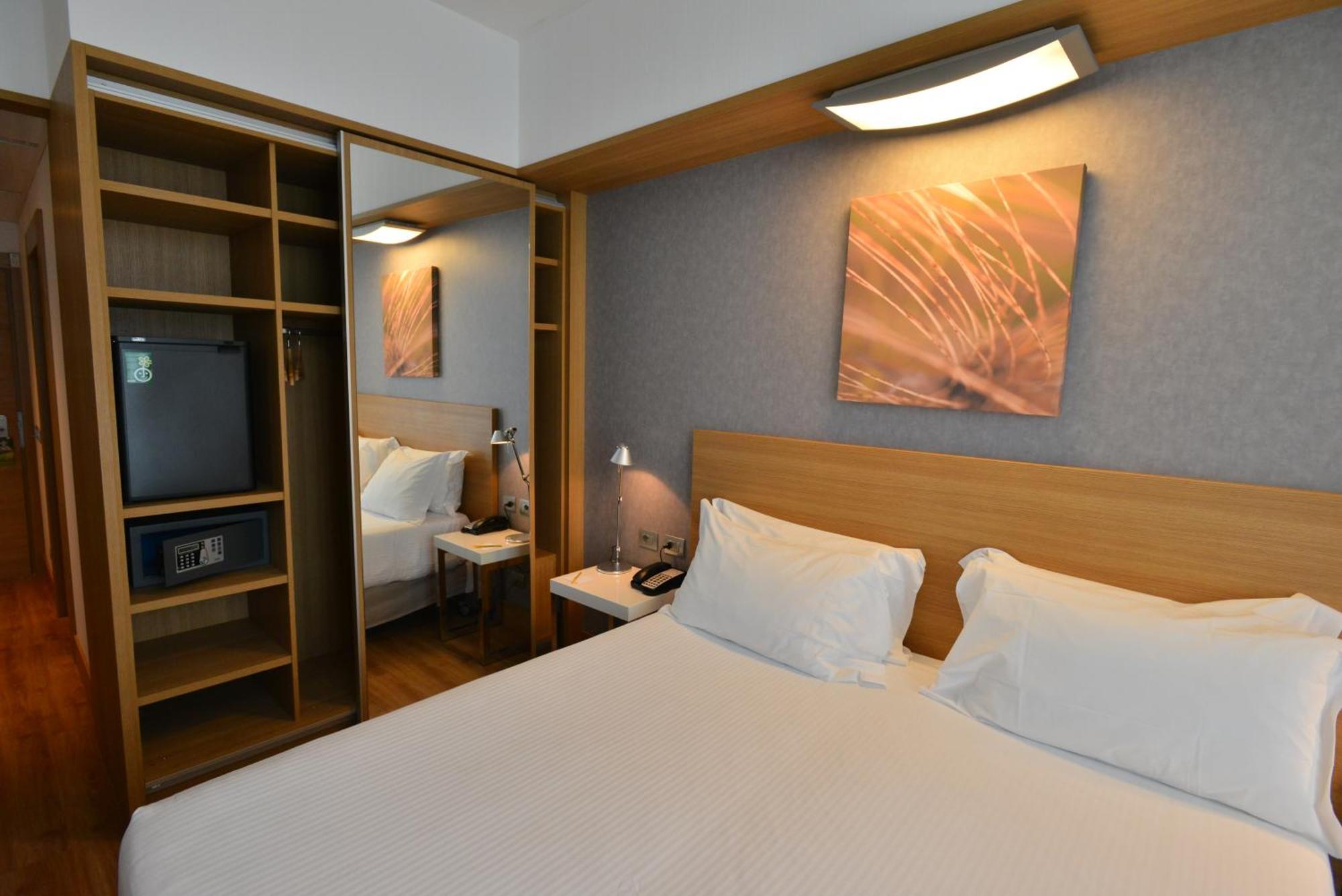 Hilton Garden Inn Milan North Esterno foto