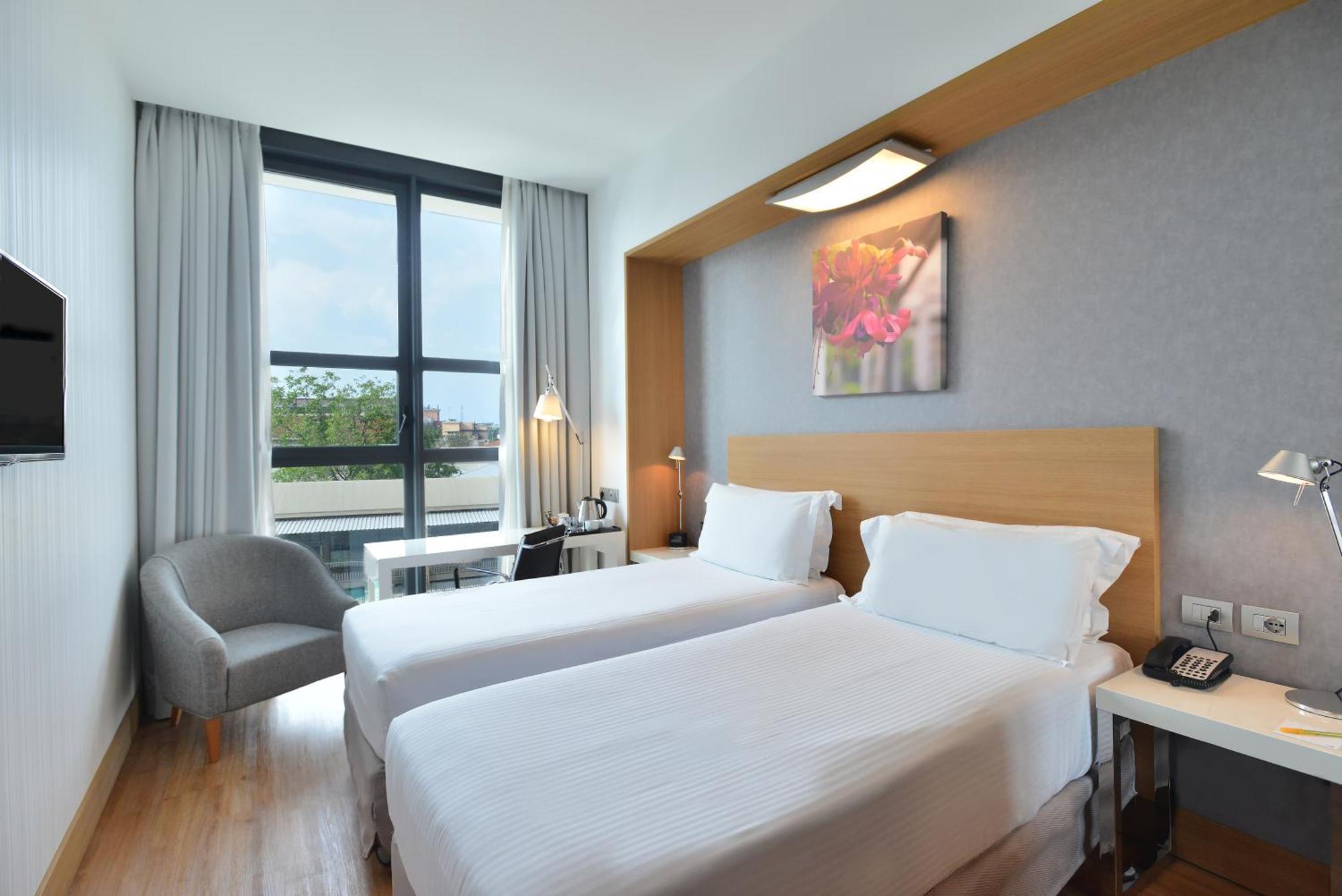 Hilton Garden Inn Milan North Esterno foto