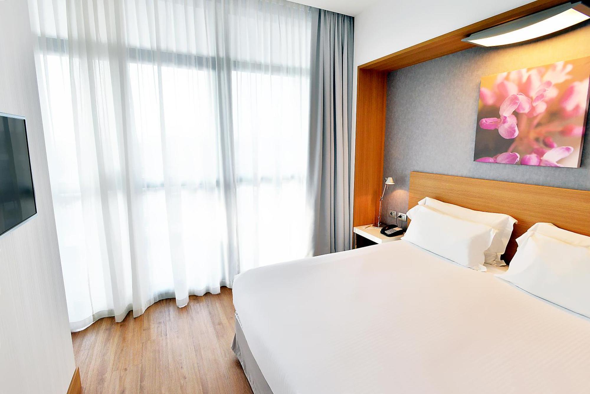 Hilton Garden Inn Milan North Esterno foto