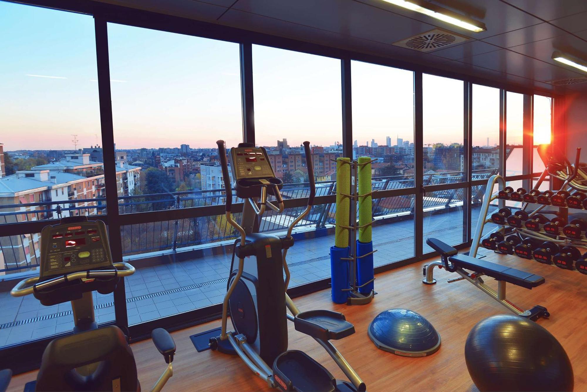 Hilton Garden Inn Milan North Esterno foto