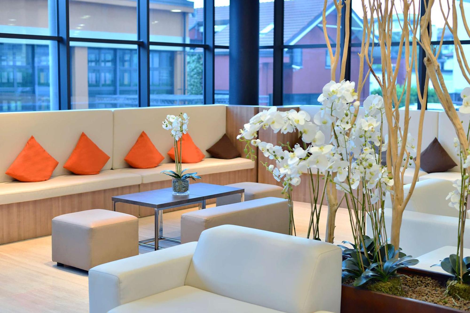 Hilton Garden Inn Milan North Esterno foto