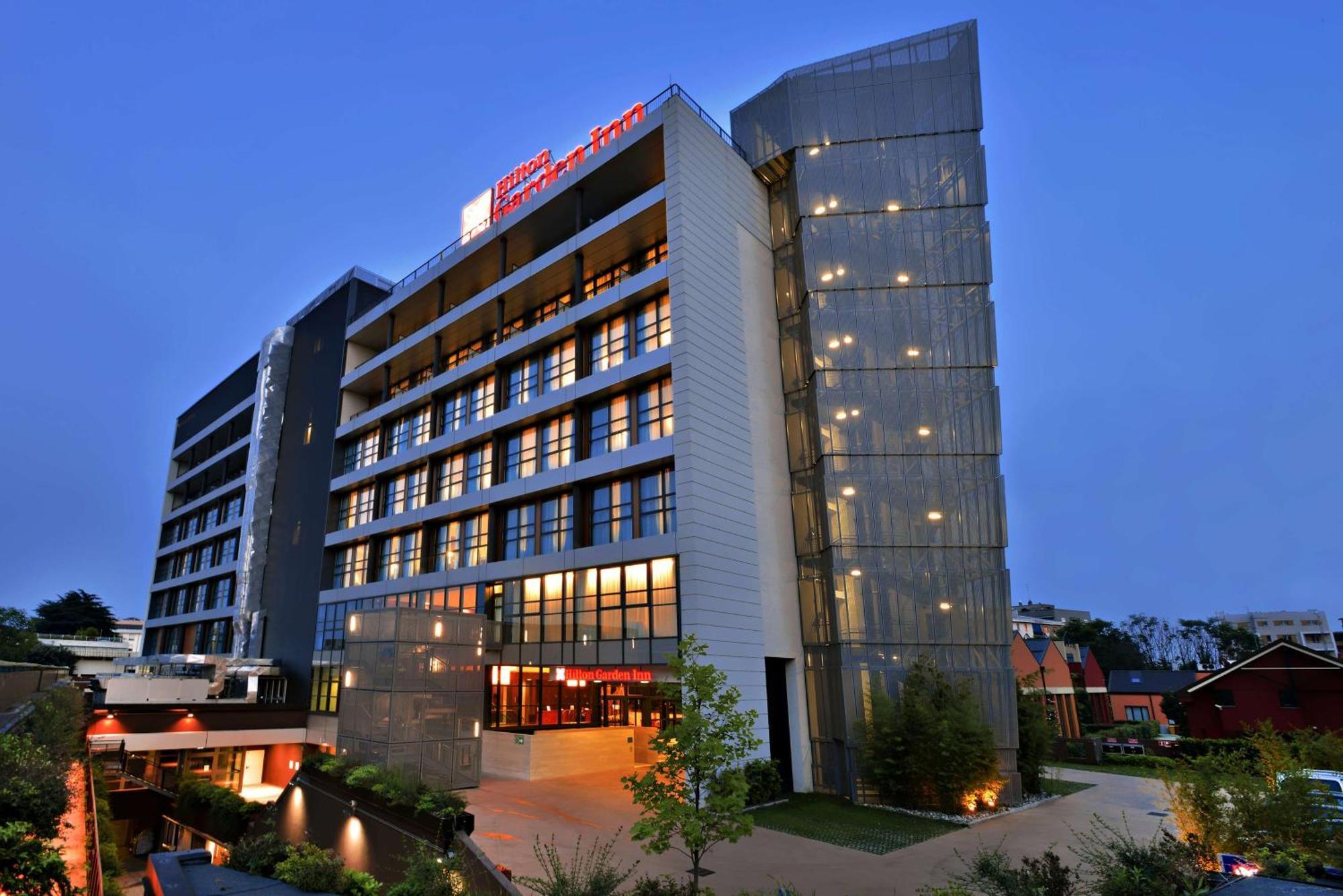 Hilton Garden Inn Milan North Esterno foto