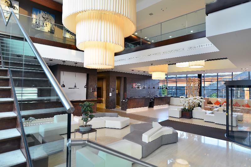 Hilton Garden Inn Milan North Esterno foto